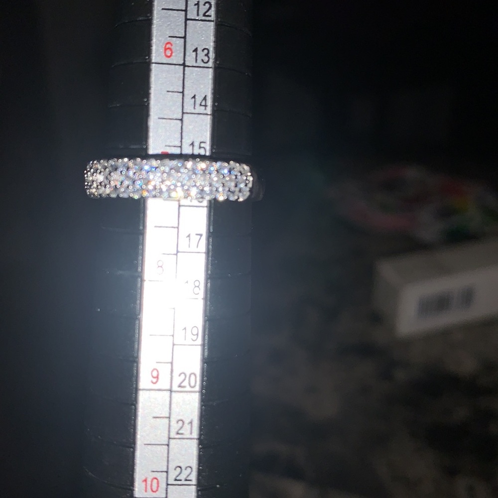 🆑 Platinum plated wedding ring, band, diamond ring is fake, cubic zirconia